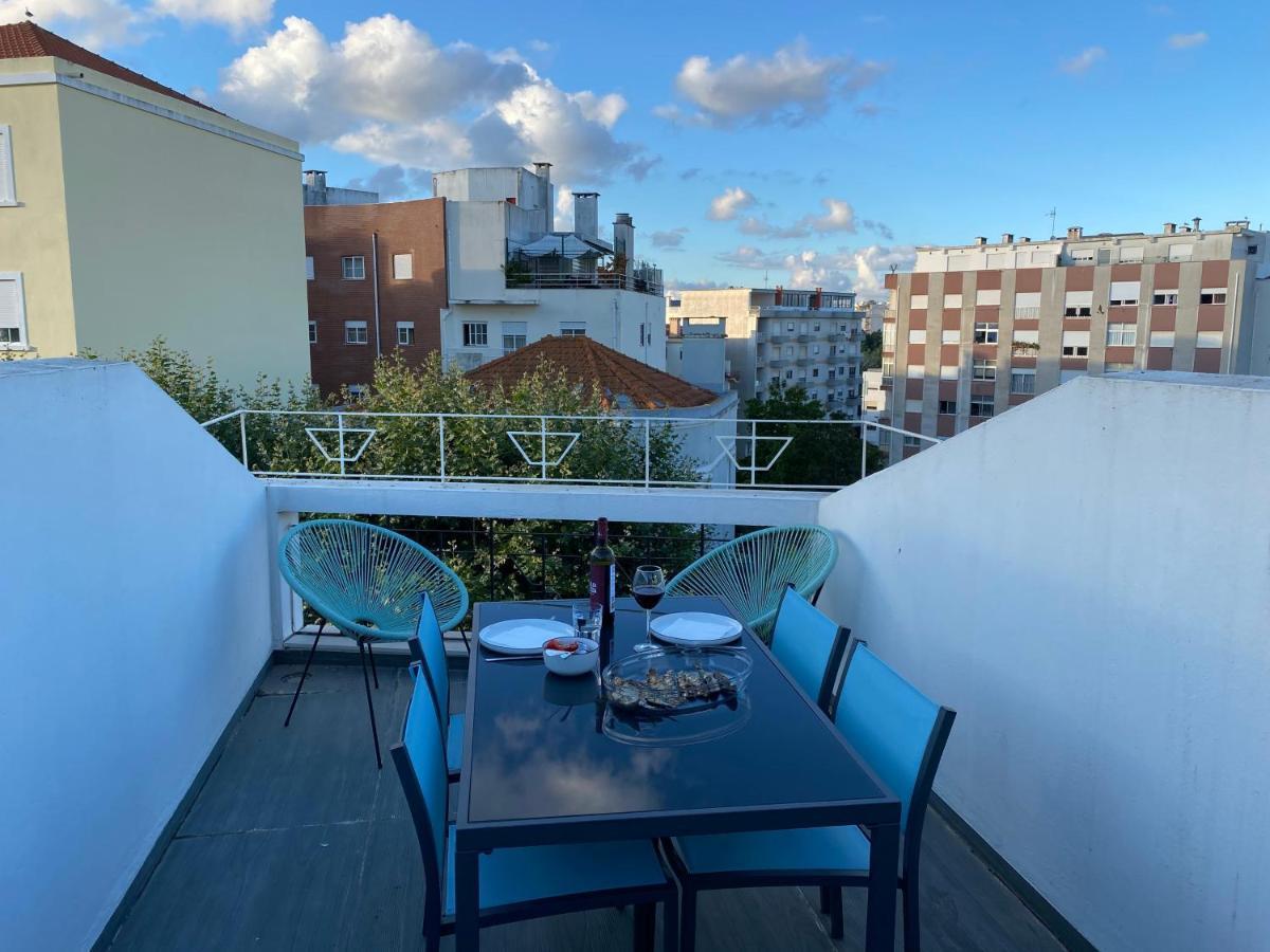 Casa Da Fonte - Vintage House And Rooftop Figueira da Foz Exteriör bild